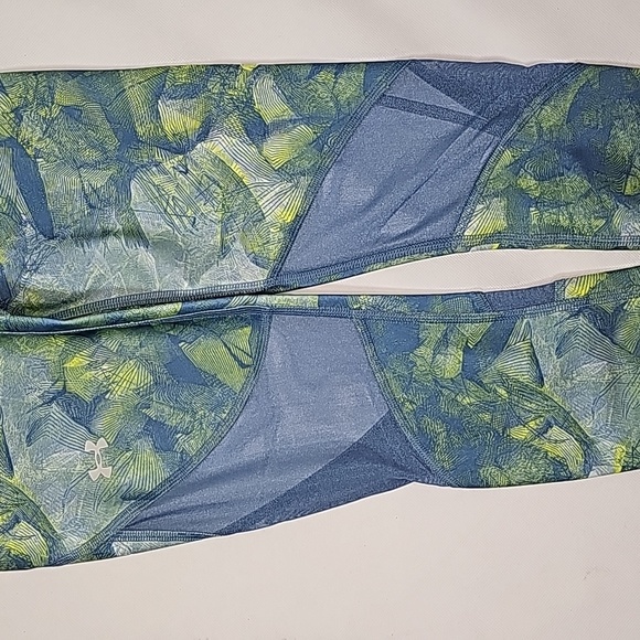 Under ARMOUR leggings - Picture 7 of 8